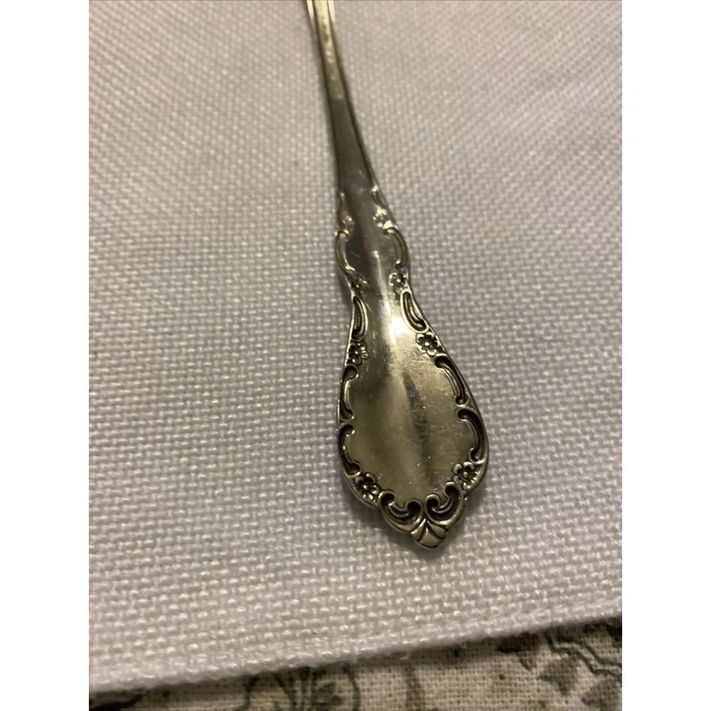 Oneida Mansion Hall Distinction Deluxe HH Stainless Flatware Serving Spoon